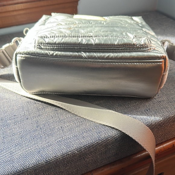 Dagne Dover Micah Crossbody in metallic silver - Picture 5 of 11